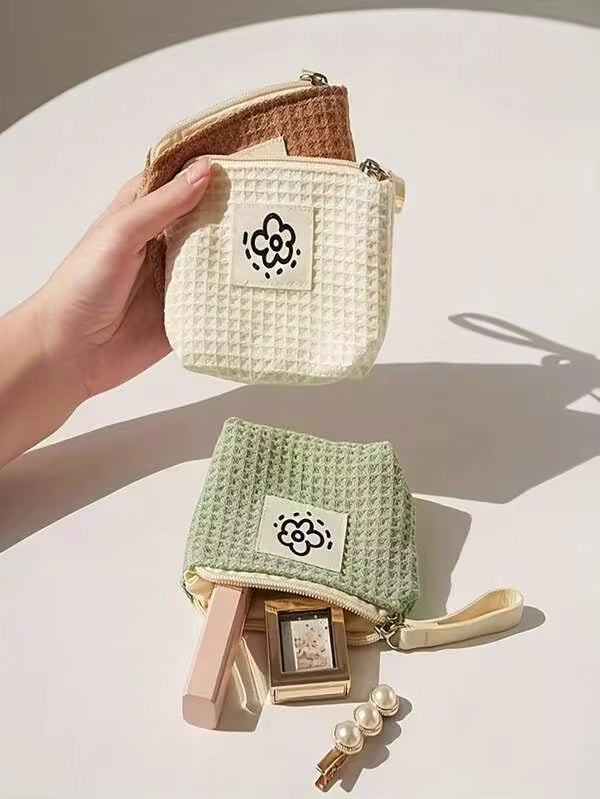 Mini Cute Cartoon Coin Purse, Portable Lipstick/Cosmetic Bag, Earphone & Cable Organizer,For Holiday Beach, Bathroom Collection, Bedroom Collection, Large Capacity ,Makeup Bag